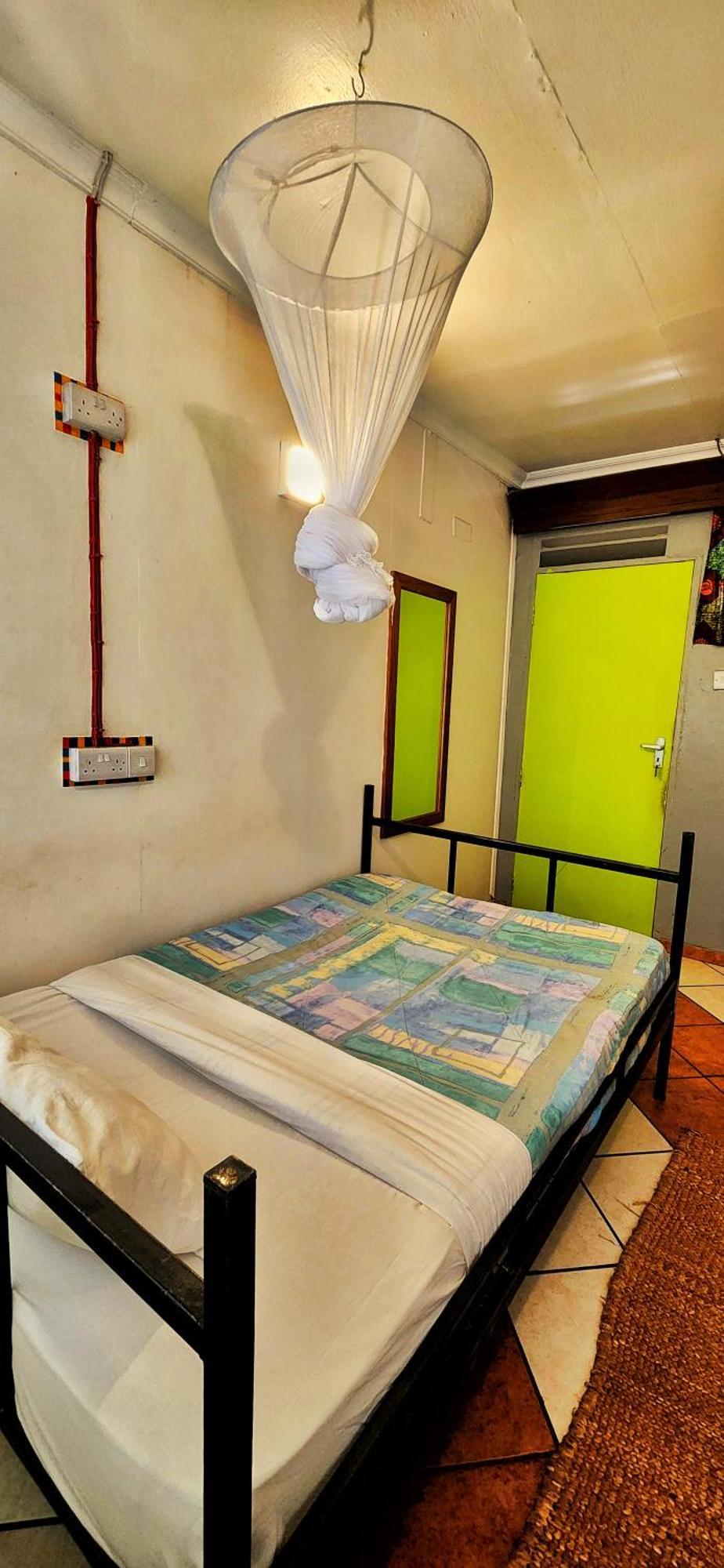 We Travel Hostel Moshi Buitenkant foto