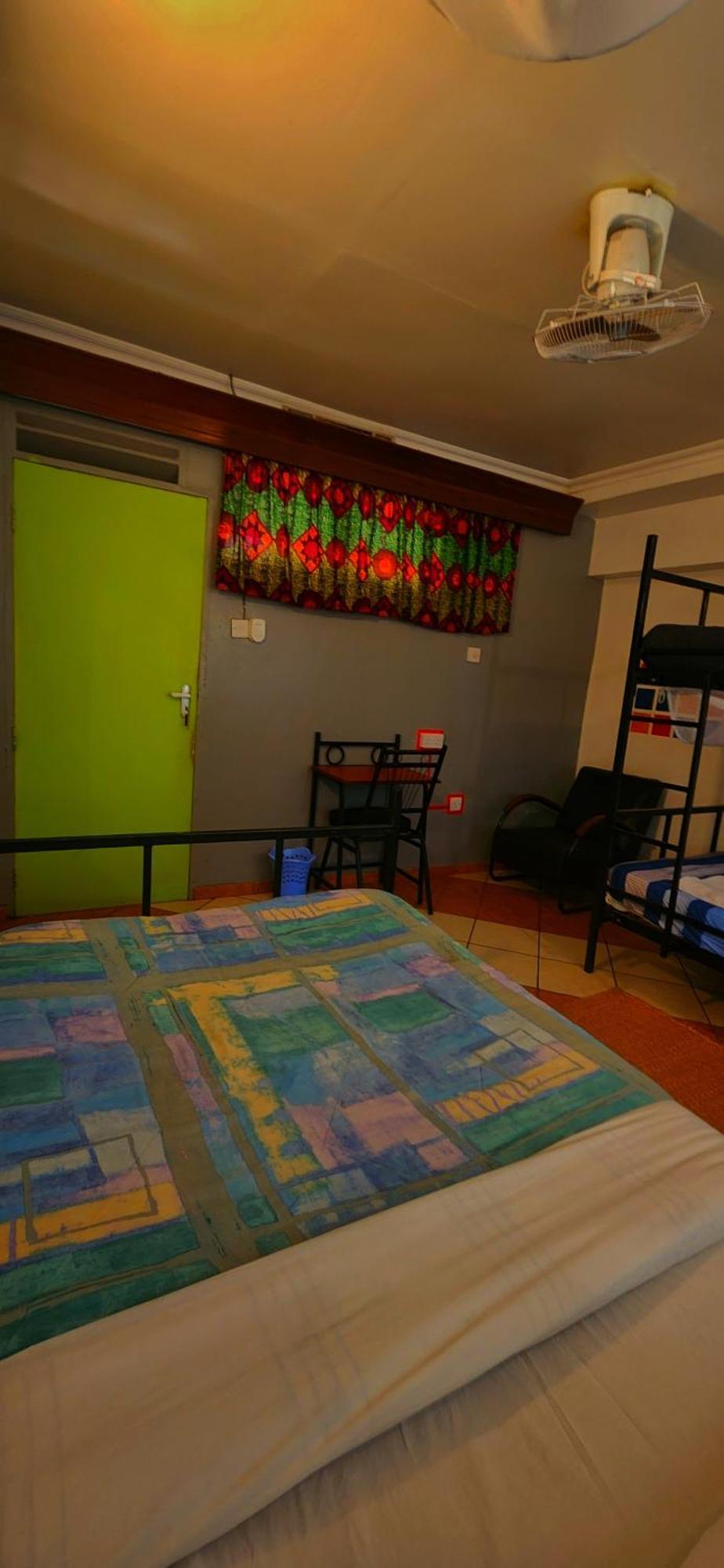 We Travel Hostel Moshi Buitenkant foto
