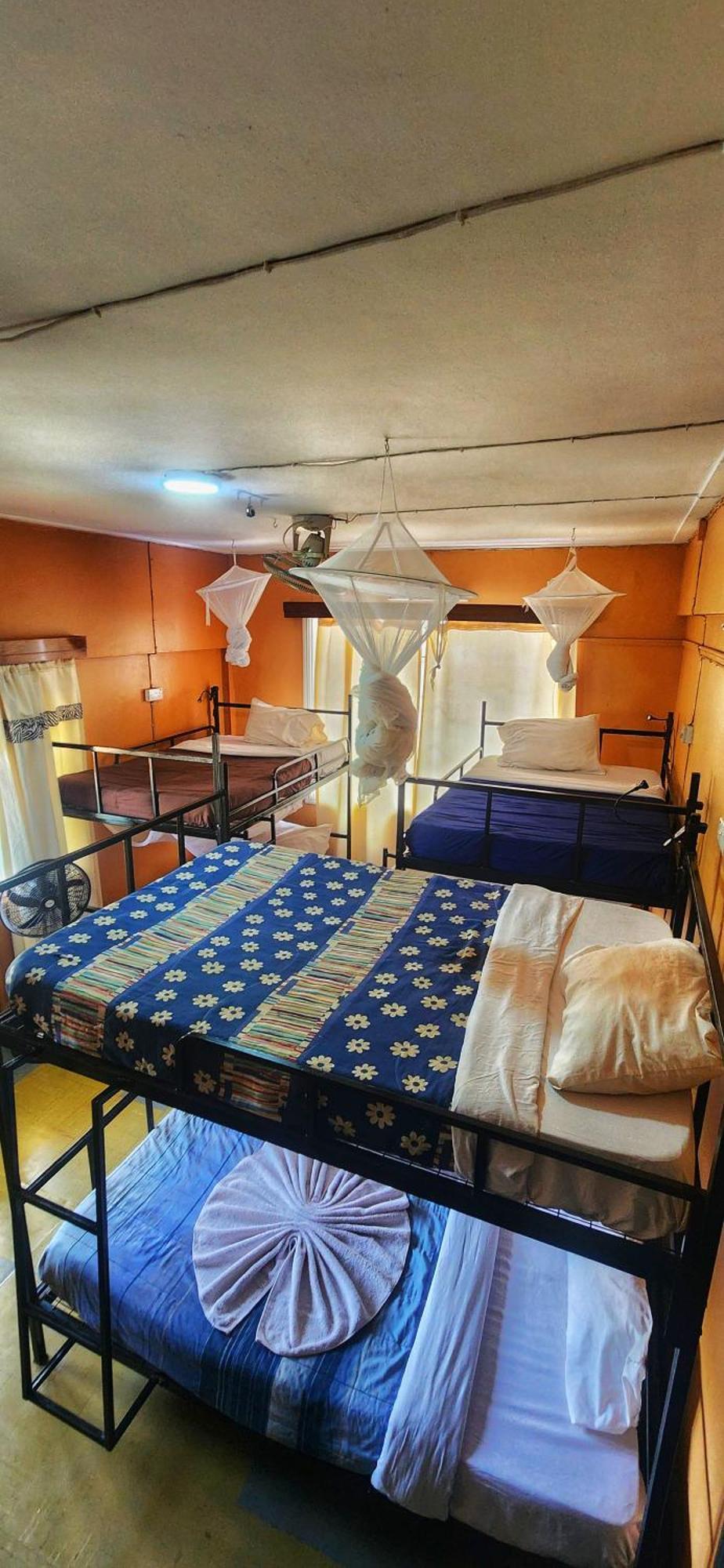 We Travel Hostel Moshi Buitenkant foto