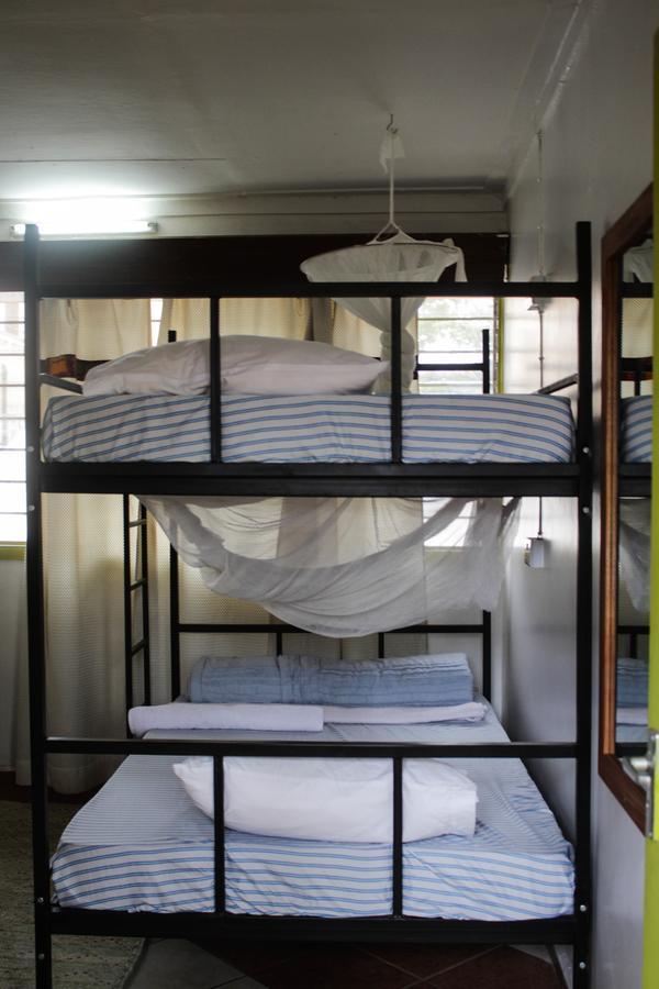We Travel Hostel Moshi Buitenkant foto