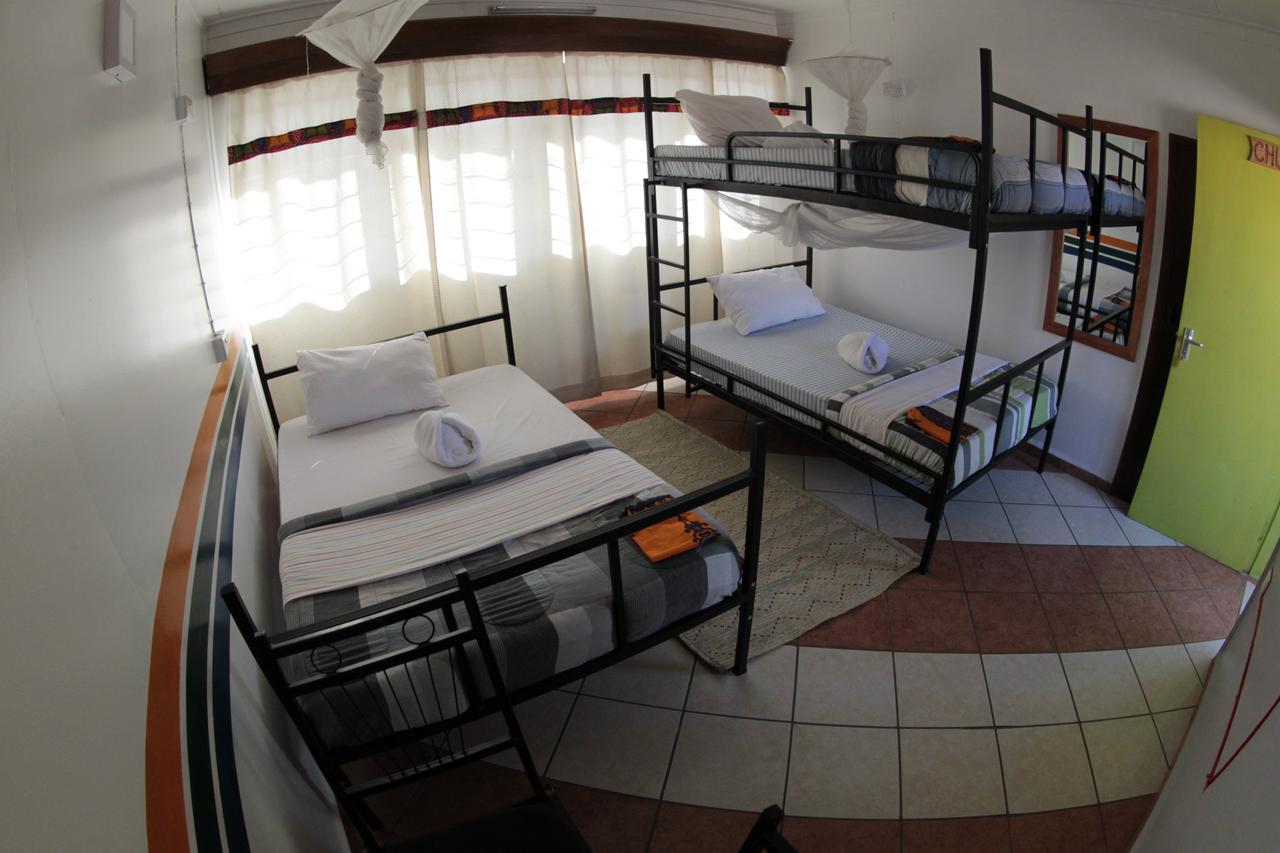 We Travel Hostel Moshi Buitenkant foto